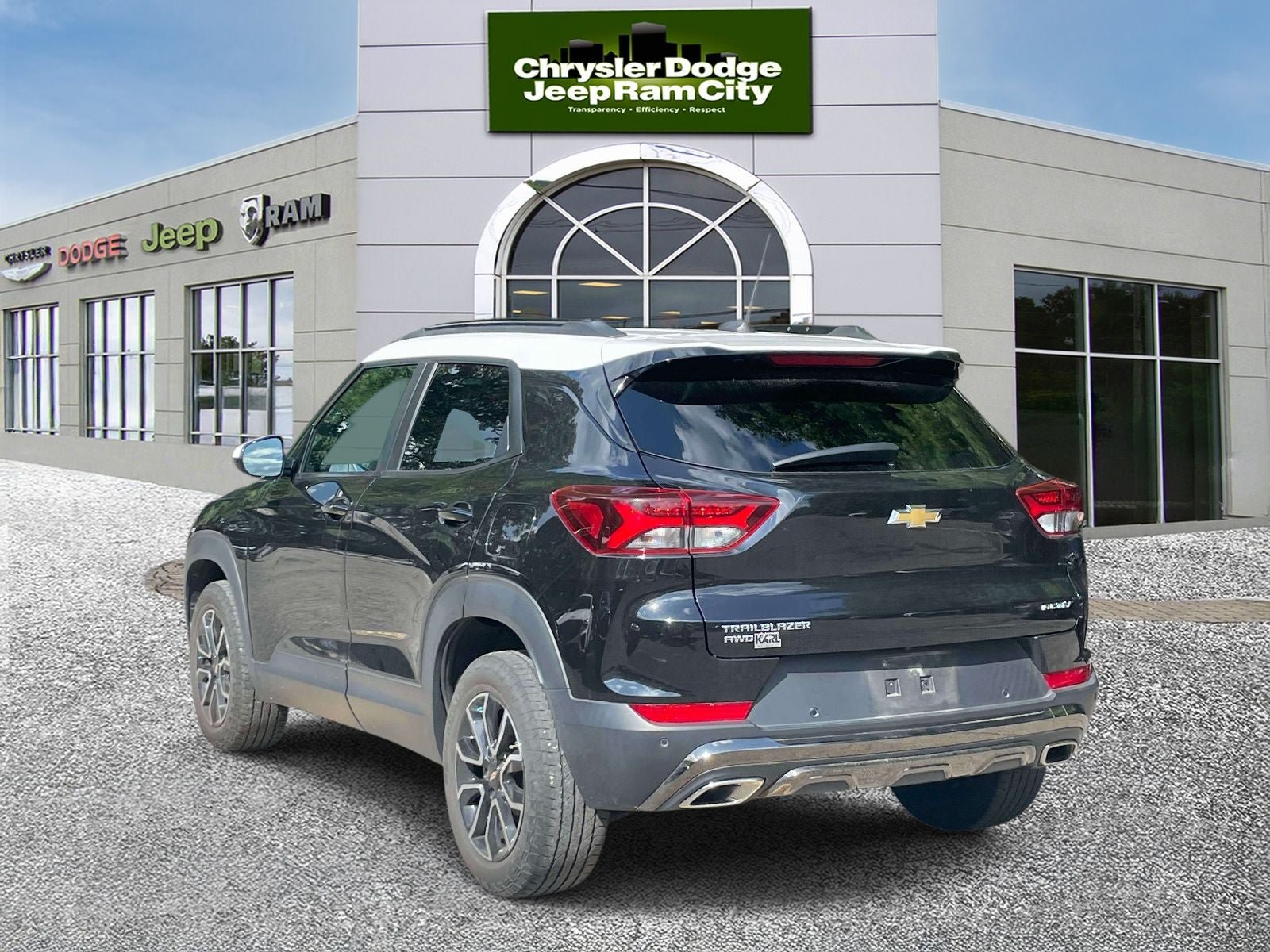 Used 2021 Chevrolet TrailBlazer ACTIV w/ Convenience Package AWD/4WD image 8