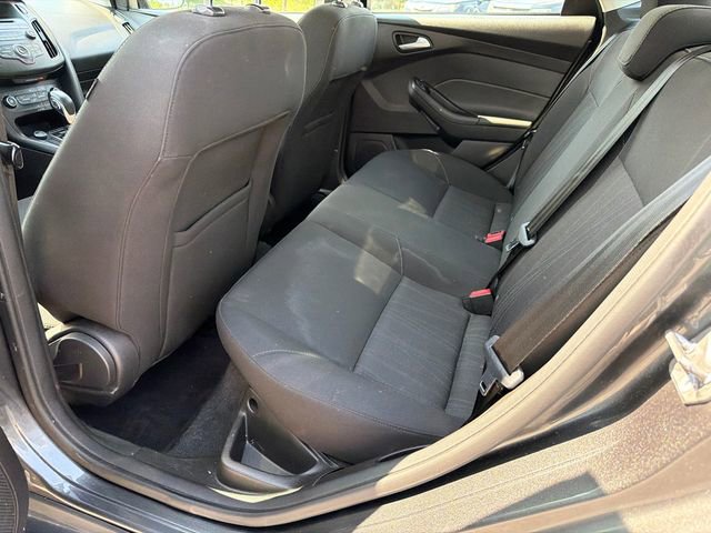 Used 2016 Ford Focus SE image 20