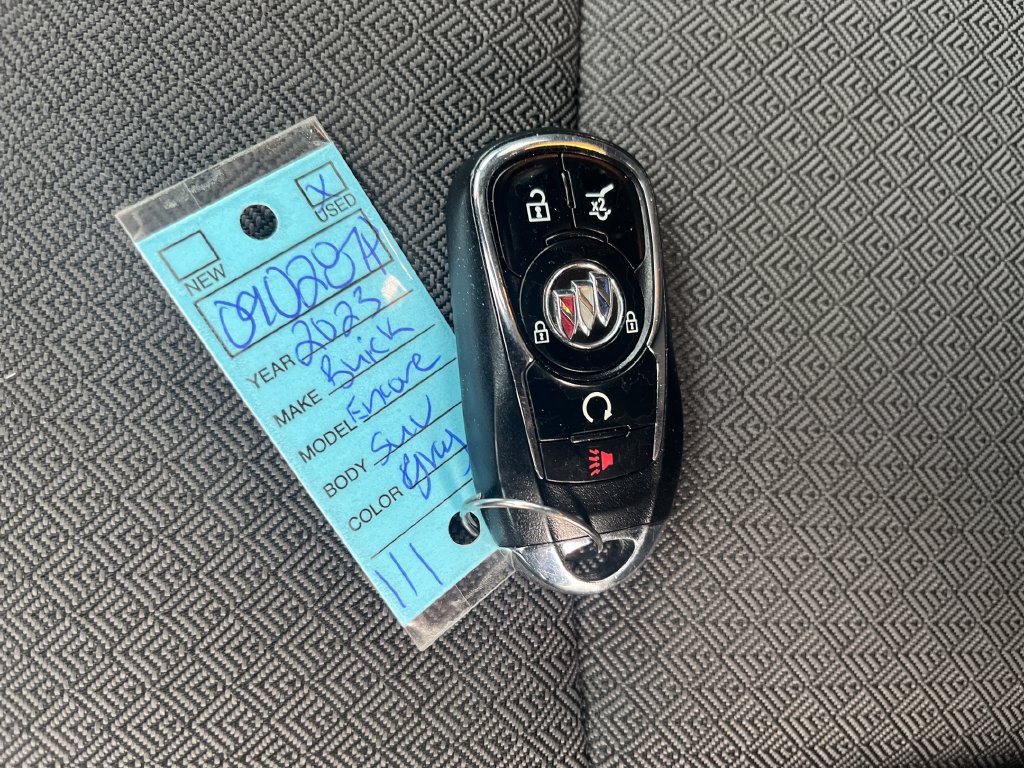 Used 2023 Buick Encore GX Select w/ Sport Touring Package FWD image 31