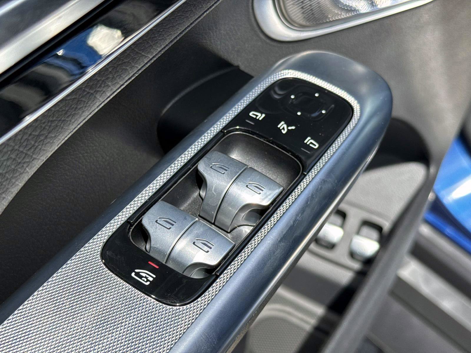 Certified 2025 Mercedes-Benz GLC 350e 4MATIC image 17