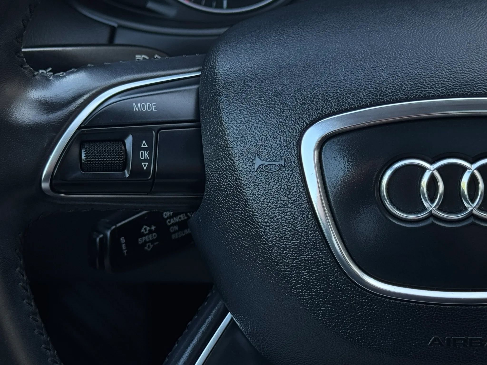 Used 2014 Audi Q5 3.0T Prestige AWD/4WD image 32