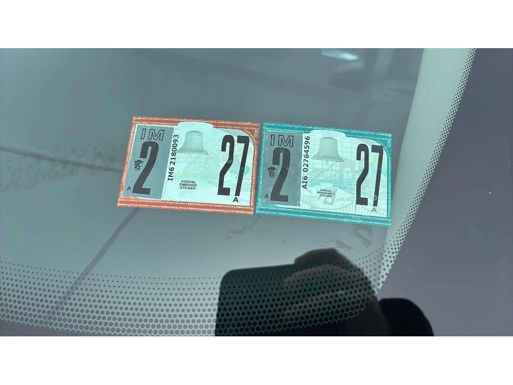 Used 2006 Pontiac Grand Prix w/ Sun And Sound Package image 20