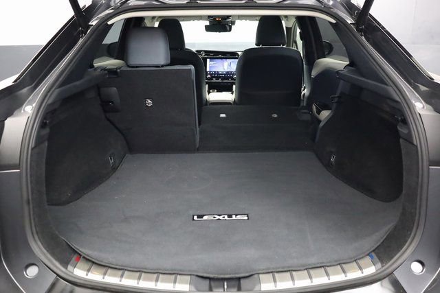 Used 2023 Lexus RZ 450e Premium w/ Technology Package image 26