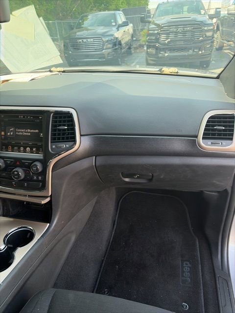 Used 2015 Jeep Grand Cherokee Laredo w/ Quick Order Package 23E AWD/4WD image 22