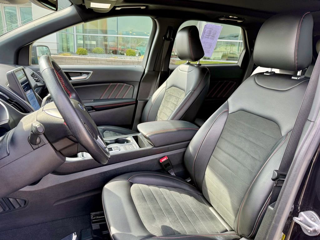 Certified 2021 Ford Edge ST-Line image 10