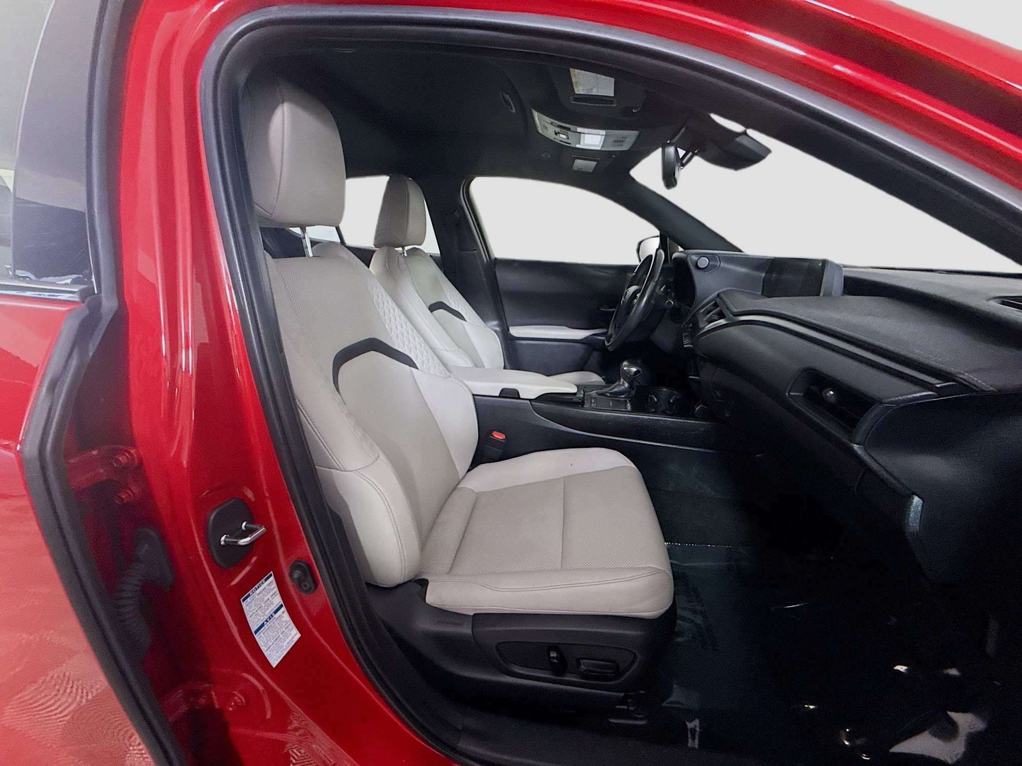 Used 2022 Lexus UX 250h w/ Premium Package AWD/4WD image 29