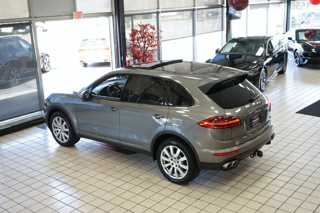 Used 2017 Porsche Cayenne S AWD/4WD image 67