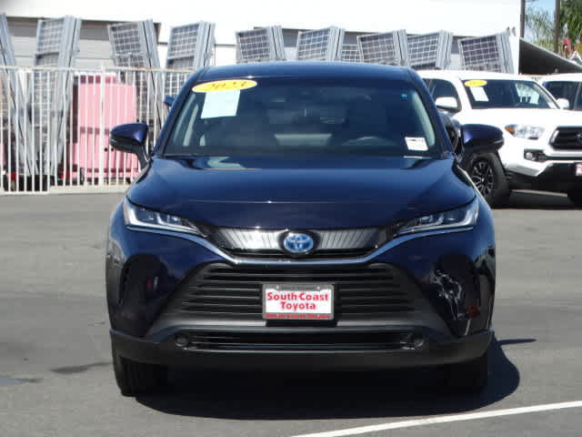 Certified 2023 Toyota Venza LE AWD/4WD image 3