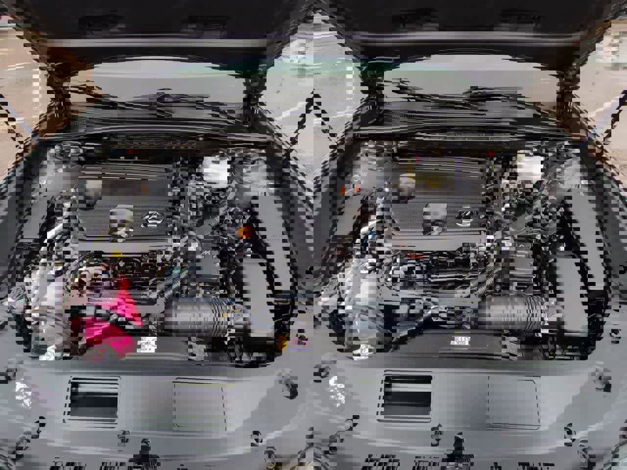 Used 2024 Lexus ES 300h Ultra Luxury image 14