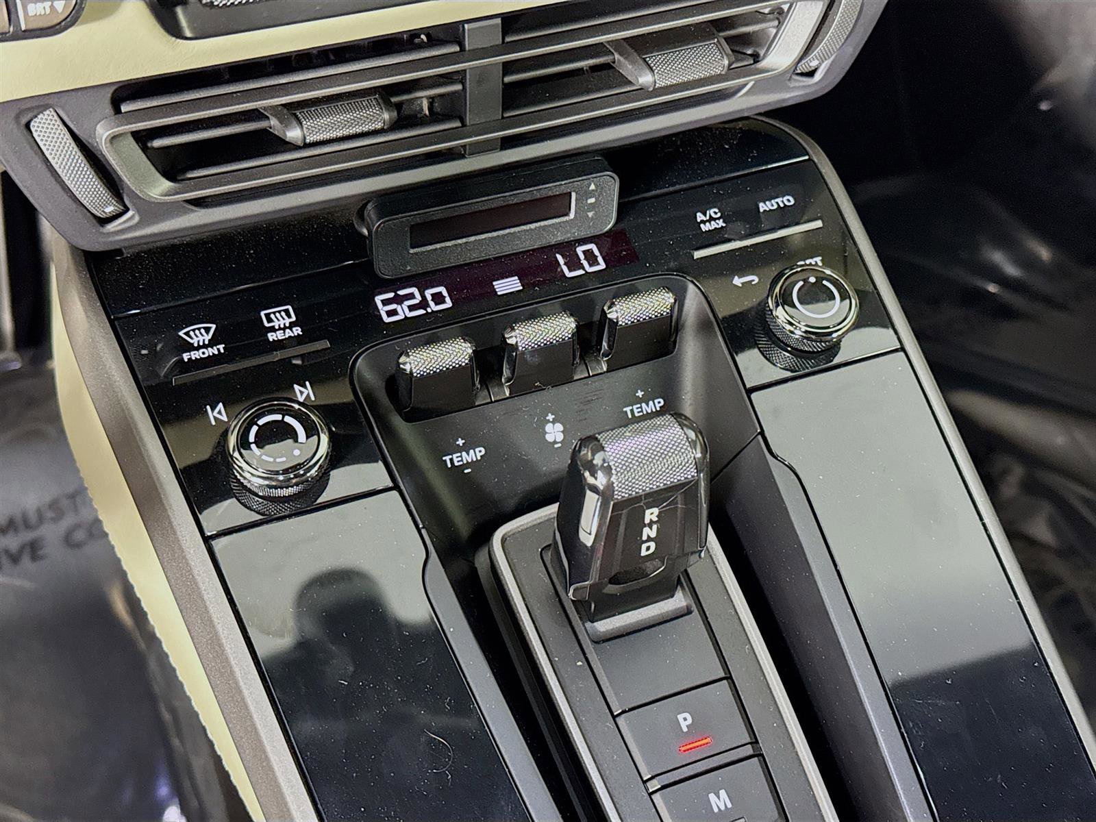 Used 2020 Porsche 911 Carrera image 17