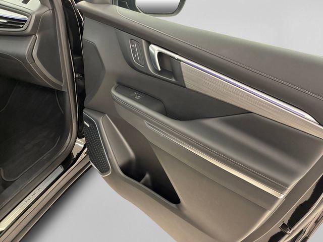 Used 2025 Buick Enclave Preferred w/ Super Cruise Package image 15