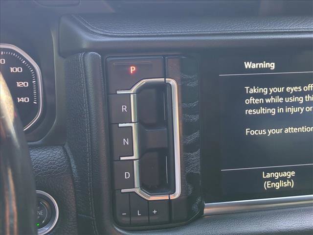 Used 2021 GMC Yukon XL Denali w/ Denali Premium Package image 12