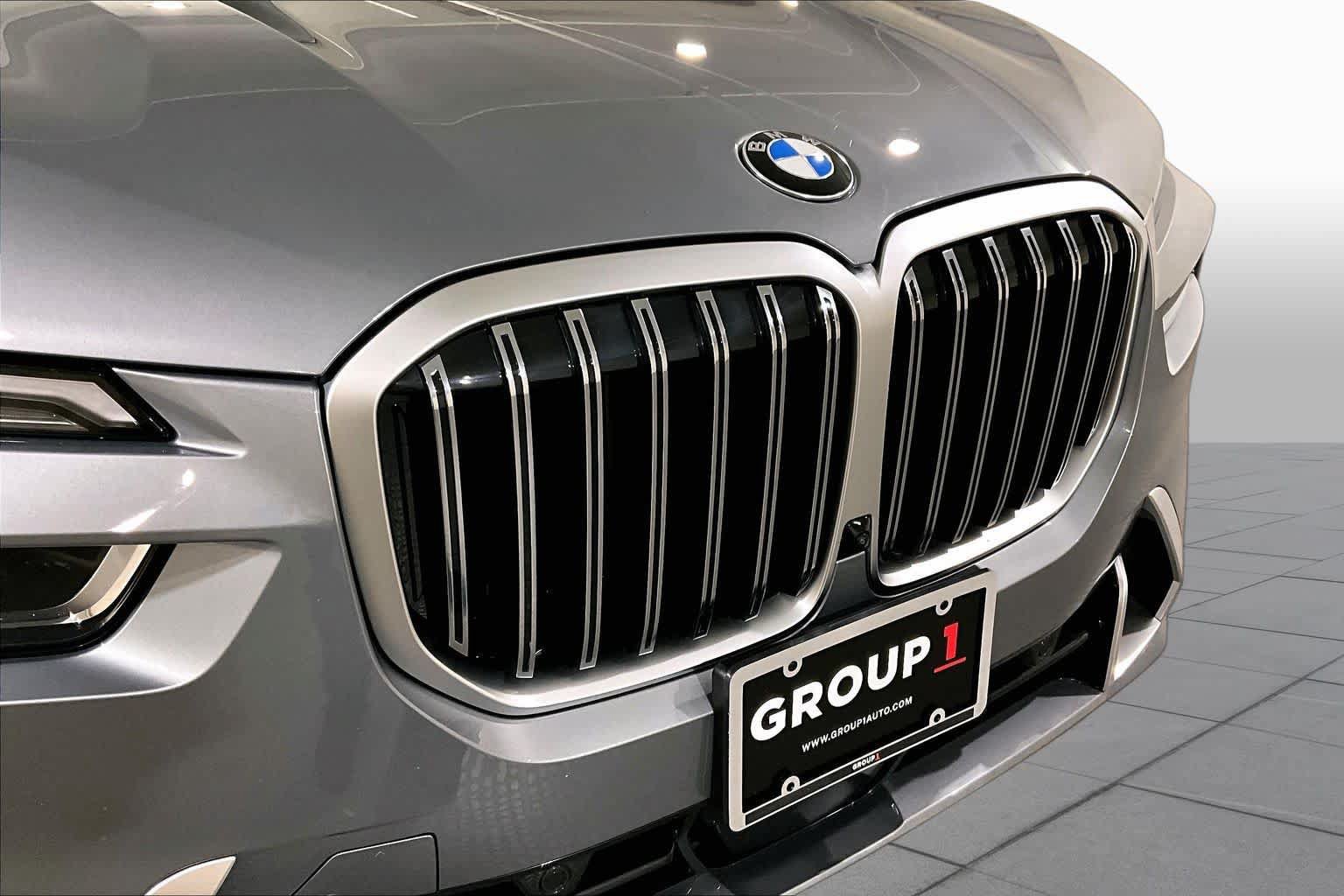 Used 2026 BMW X7 xDrive40i w/ Premium Package AWD/4WD image 31