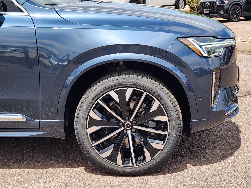 New 2026 Volvo XC90 B6 Plus w/ Protection Package AWD/4WD image 29
