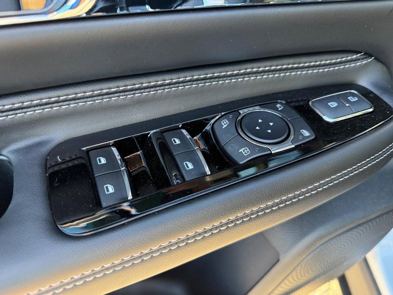 New 2025 Lincoln Corsair Grand Touring w/ Equipment Group 301A image 18