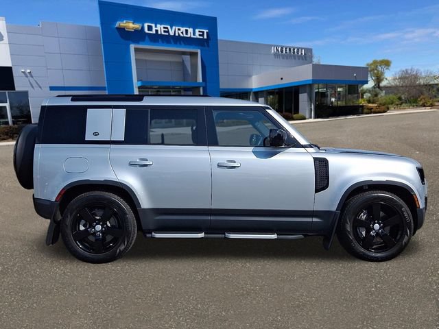 Used 2024 Land Rover Defender 110 S AWD/4WD image 23