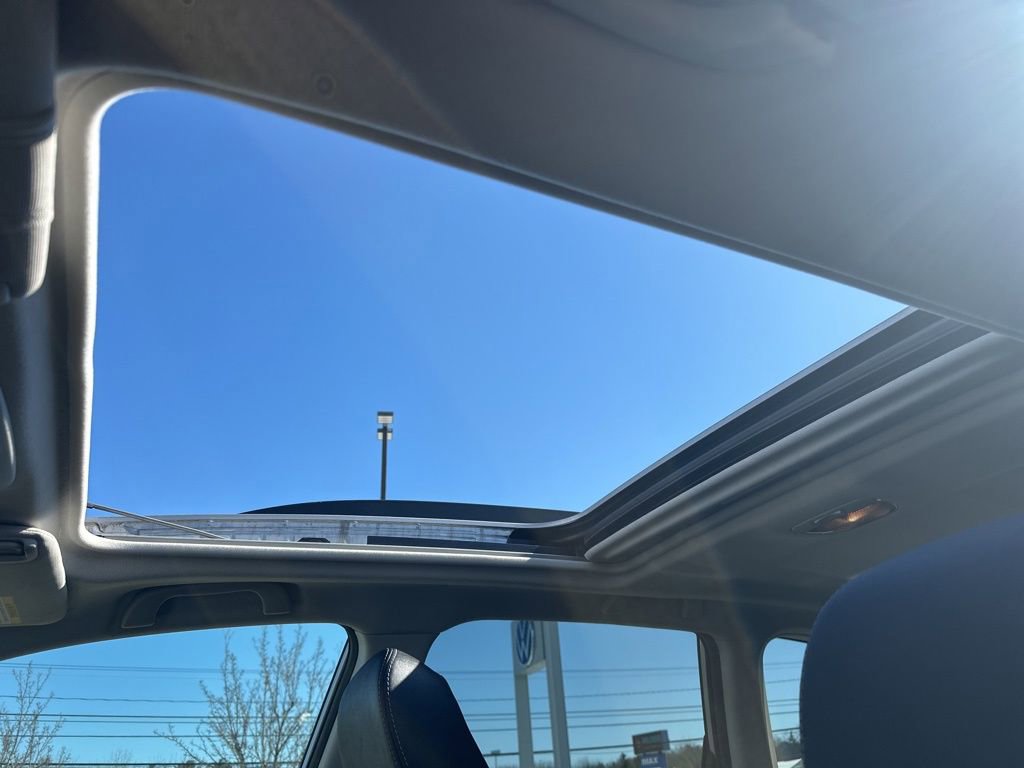 Used 2016 Subaru Forester 2.5i Touring w/ Eyesight & Navigation System image 31