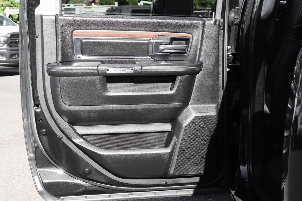 Used 2017 RAM 2500 Laramie AWD/4WD image 31