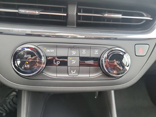 New 2026 Buick Envista Sport Touring FWD image 19