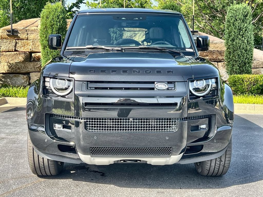 Used 2026 Land Rover Defender 130 V8 AWD/4WD image 8