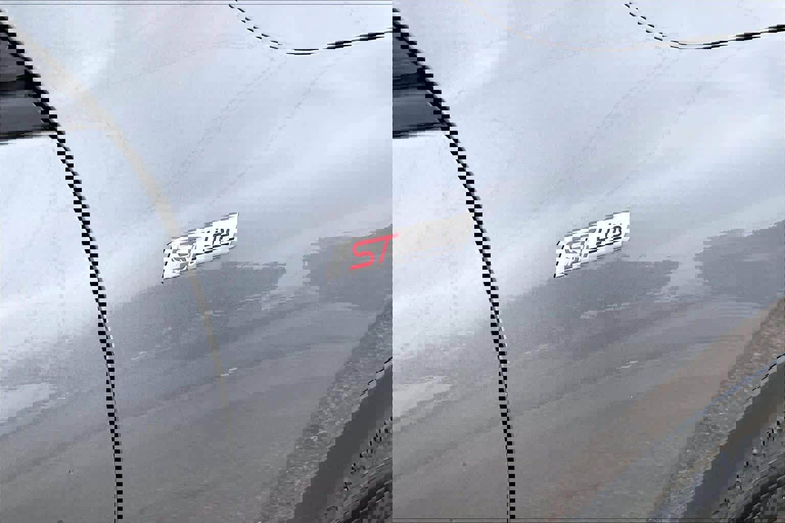 Used 2025 Ford Escape ST-Line image 9