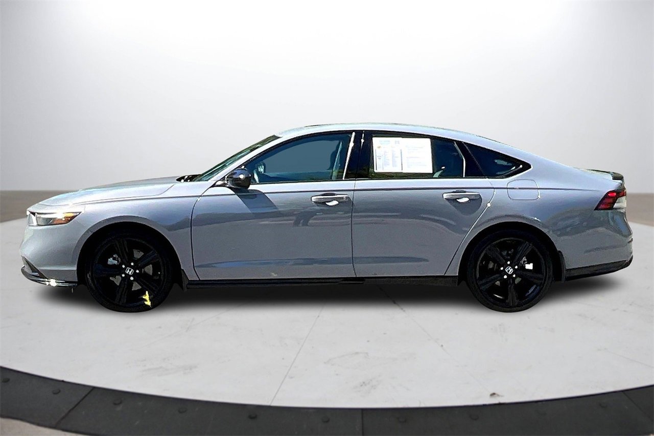 Used 2023 Honda Accord Sport image 5