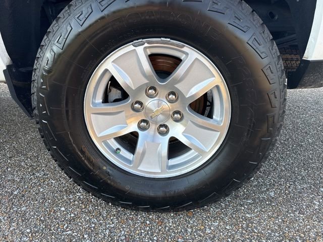 Used 2017 Chevrolet Silverado 1500 LT w/ All Star Edition image 10