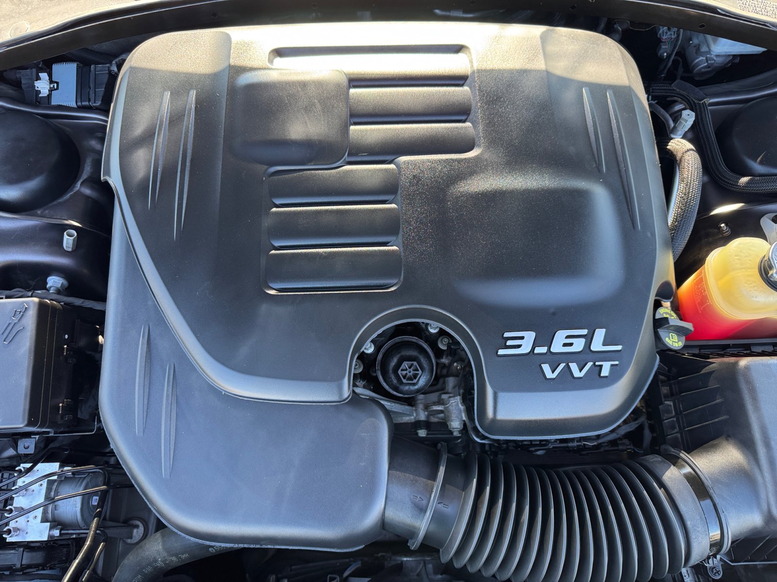 Used 2021 Chrysler 300 Touring w/ Sport Appearance Package RWD image 22