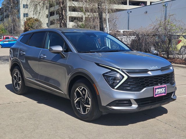 Used 2025 Kia Sportage LX video 3