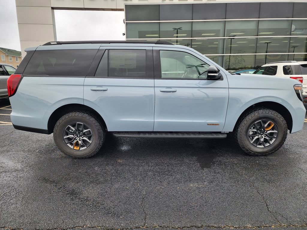 New 2026 Ford Expedition Tremor image 9