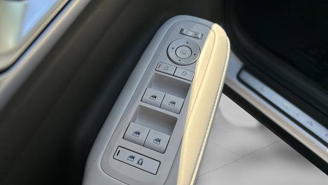 Used 2025 Hyundai Santa Fe Calligraphy AWD/4WD image 19