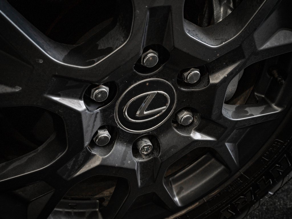 Used 2024 Lexus GX 550 image 8