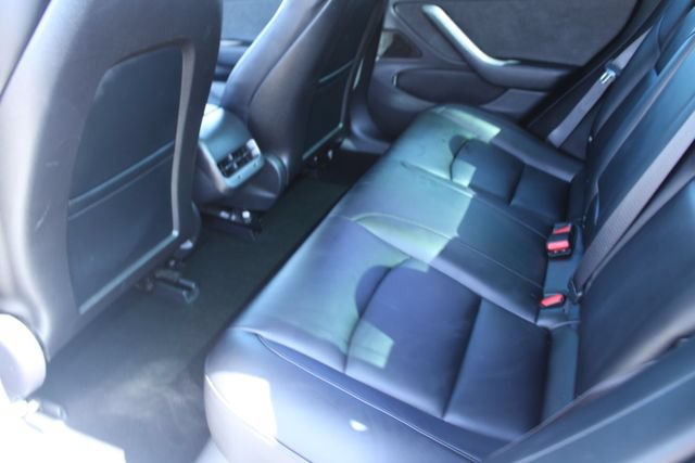 Used 2018 Tesla Model 3 Long Range RWD image 32