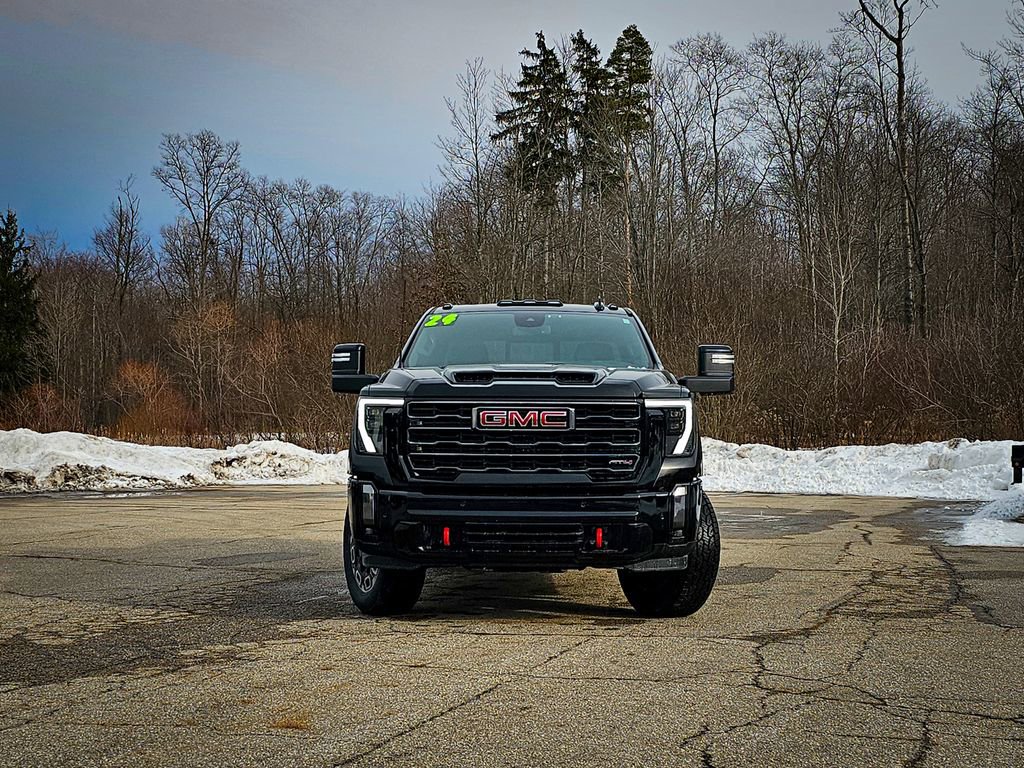 Certified 2024 GMC Sierra 2500 AT4 w/ AT4 Preferred Package image 9