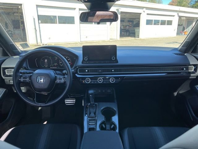 Used 2025 Honda Civic Sport image 13