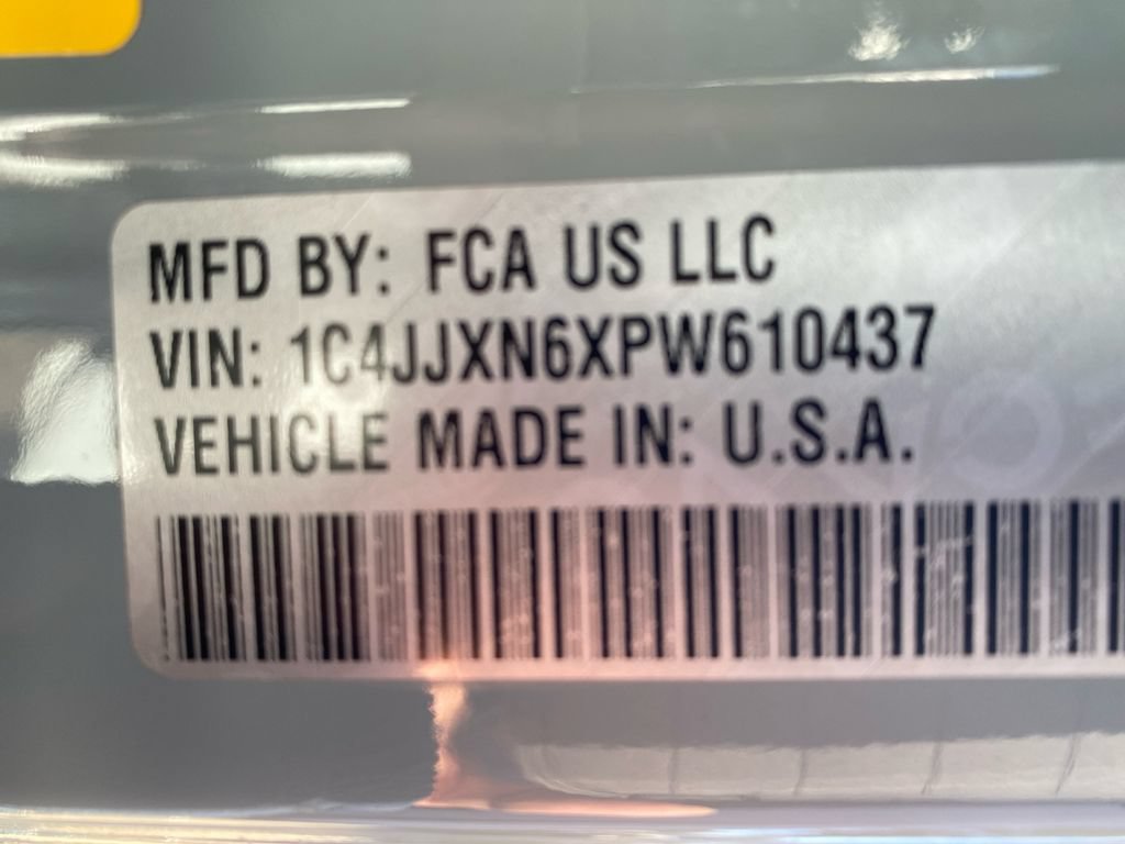 Used 2023 Jeep Wrangler Unlimited w/ Sun & Screen Package AWD/4WD image 33