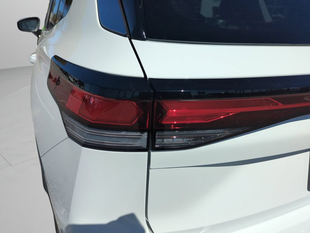 New 2026 Volkswagen Tiguan S FWD image 45