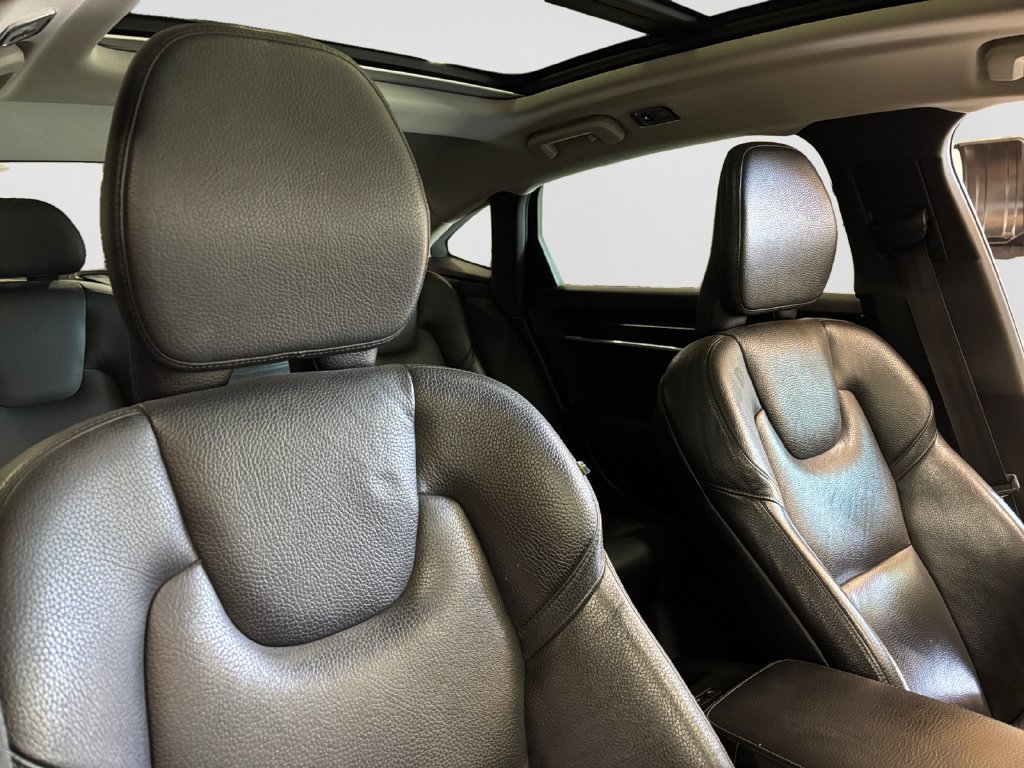 Used 2019 Volvo S90 T5 Momentum AWD/4WD image 47