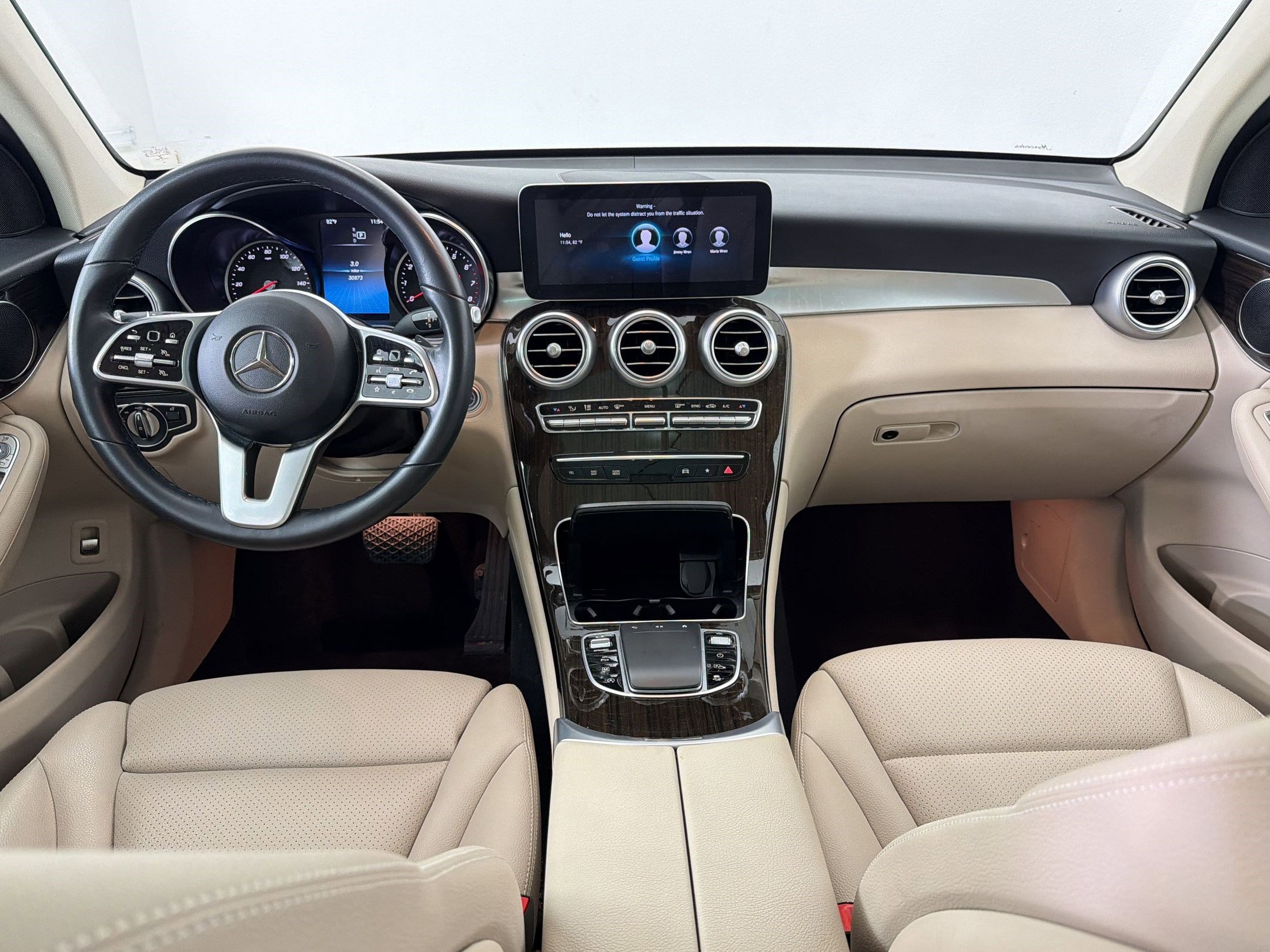 Used 2022 Mercedes-Benz GLC 300 4MATIC w/ Premium Package Lite image 17