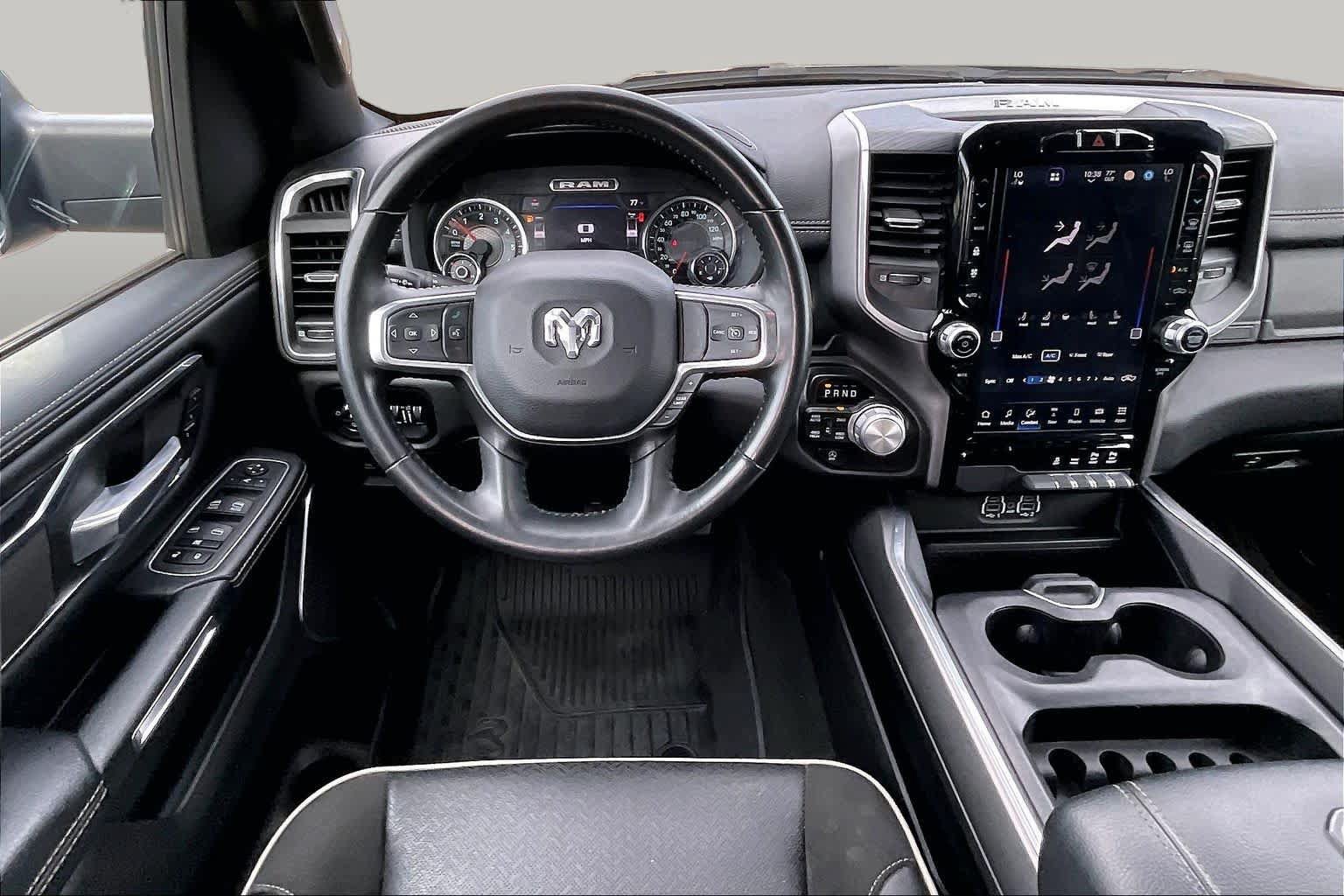 Used 2024 RAM 1500 Laramie AWD/4WD image 6