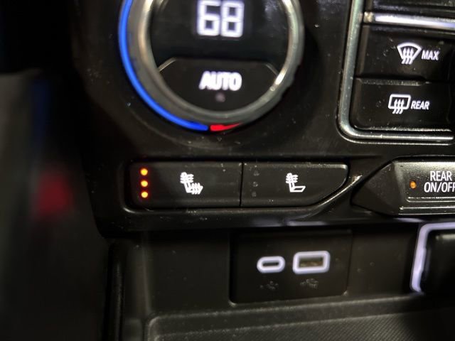 Used 2023 Chevrolet Suburban RST w/ Luxury Package image 29