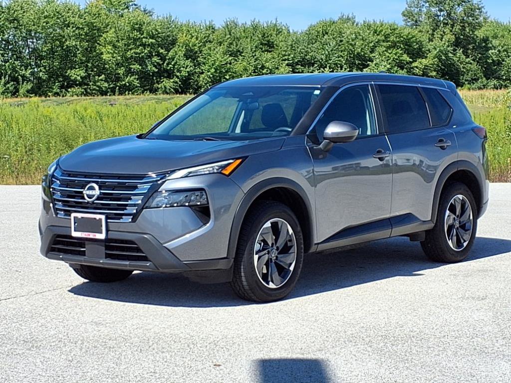 Used 2024 Nissan Rogue SV image 30