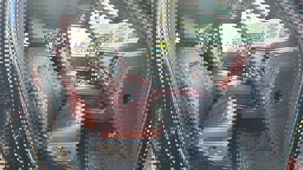 Used 2024 Ford Expedition Max Limited image 29