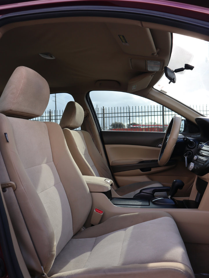 Used 2010 Honda Accord LX-P image 15