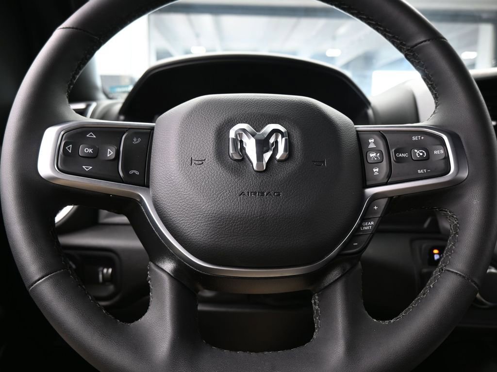 Used 2025 RAM 1500 Big Horn image 26