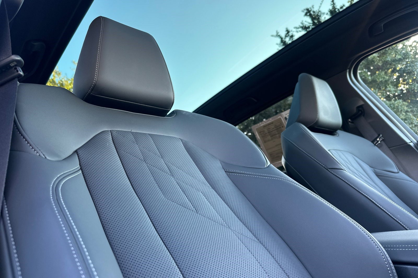 Used 2025 BMW X3 xDrive30i w/ Premium Package image 21