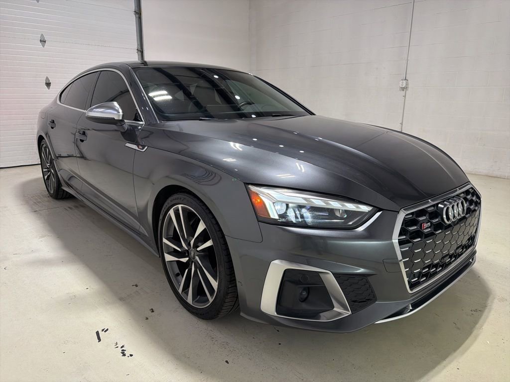Used 2022 Audi S5 Premium w/ Convenience Package image 3
