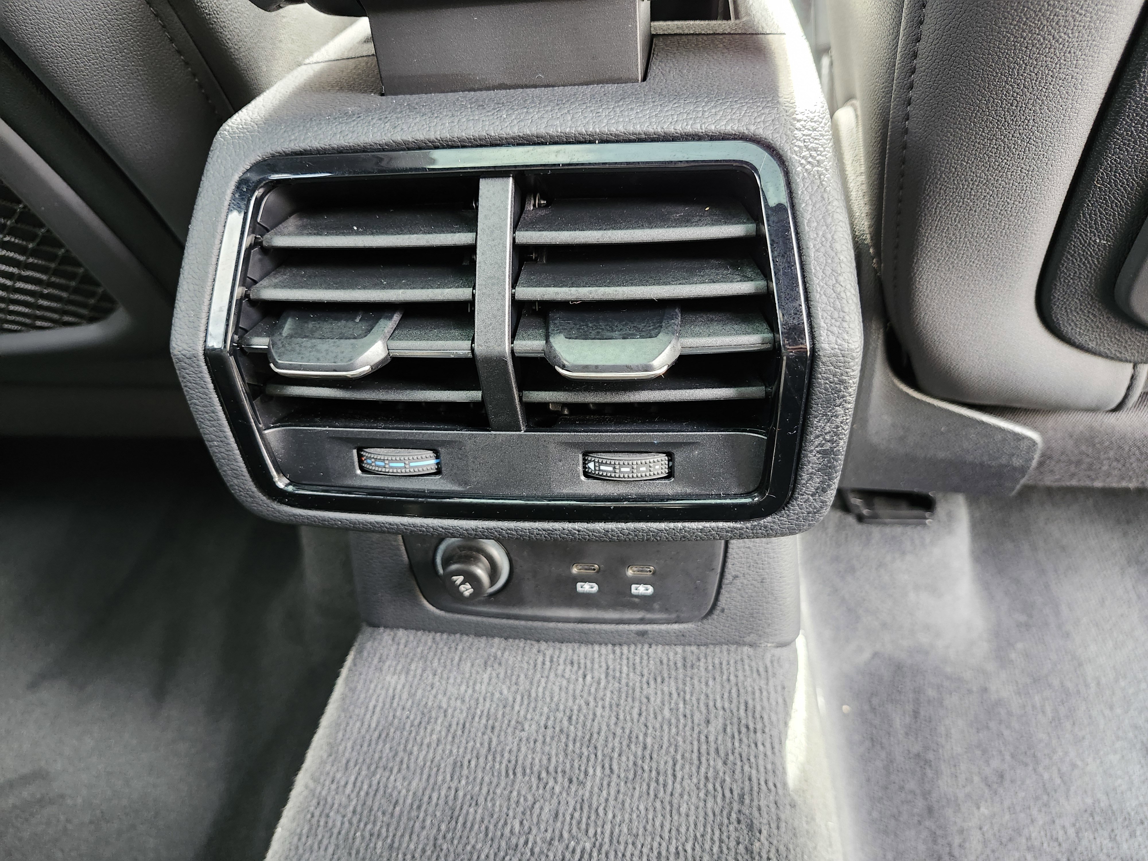 Used 2021 Audi Q3 2.0T Premium AWD/4WD image 22