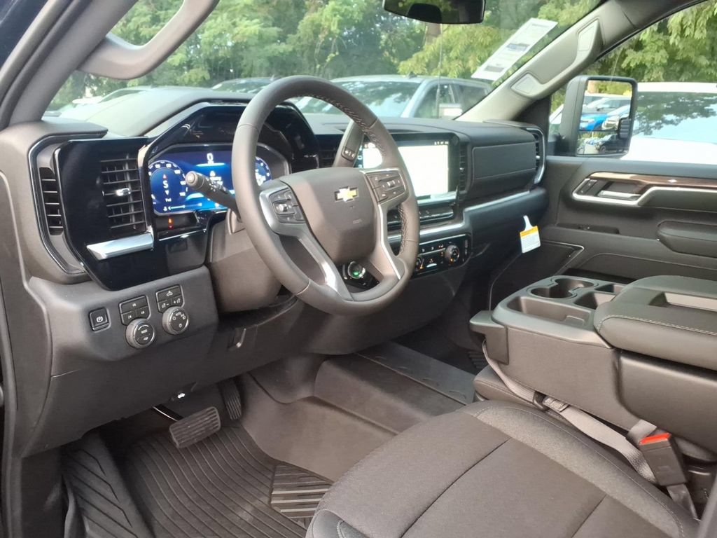 New 2026 Chevrolet Silverado 2500 LT AWD/4WD image 13