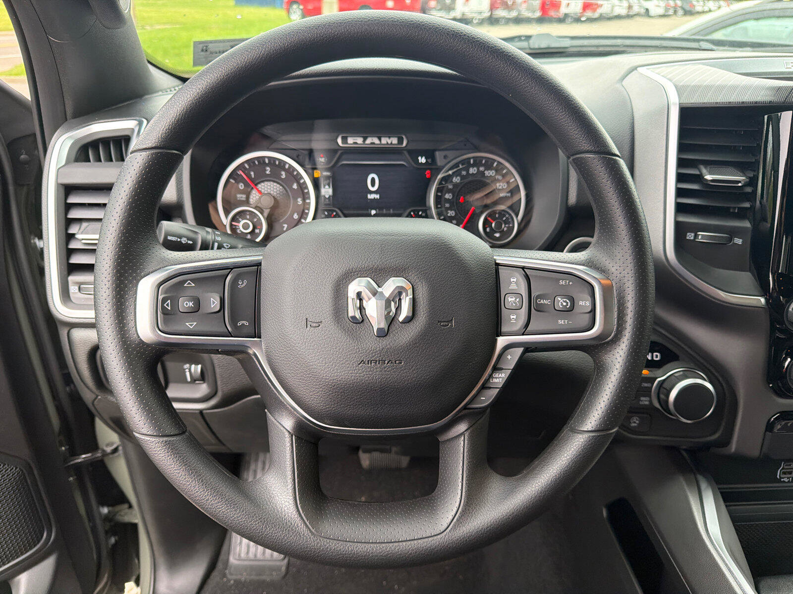 New 2026 RAM 1500 Express AWD/4WD image 12